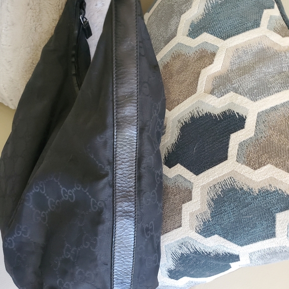 Gucci bag - Picture 3 of 17